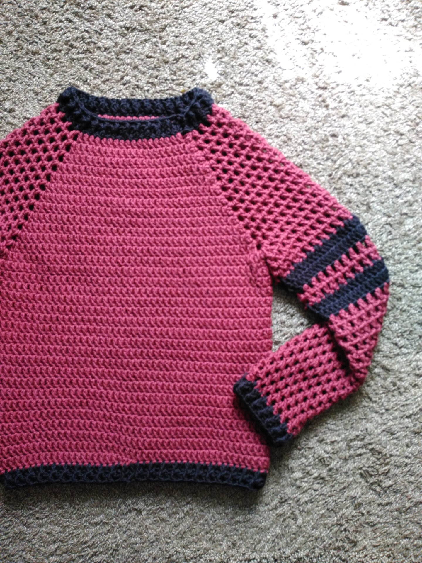 19+ Crochet Raglan Sweater Pattern Sweater Weather Raglan (Free Crochet Pattern) - Yarnique
