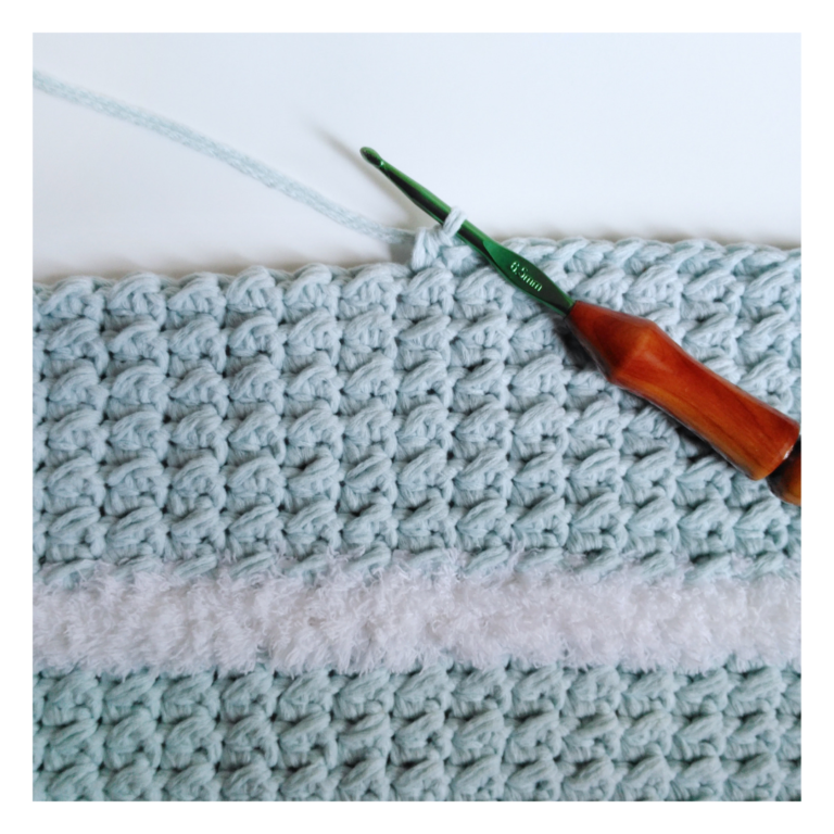 Winter Dreams Free Crochet Baby Blanket Pattern Yarnique